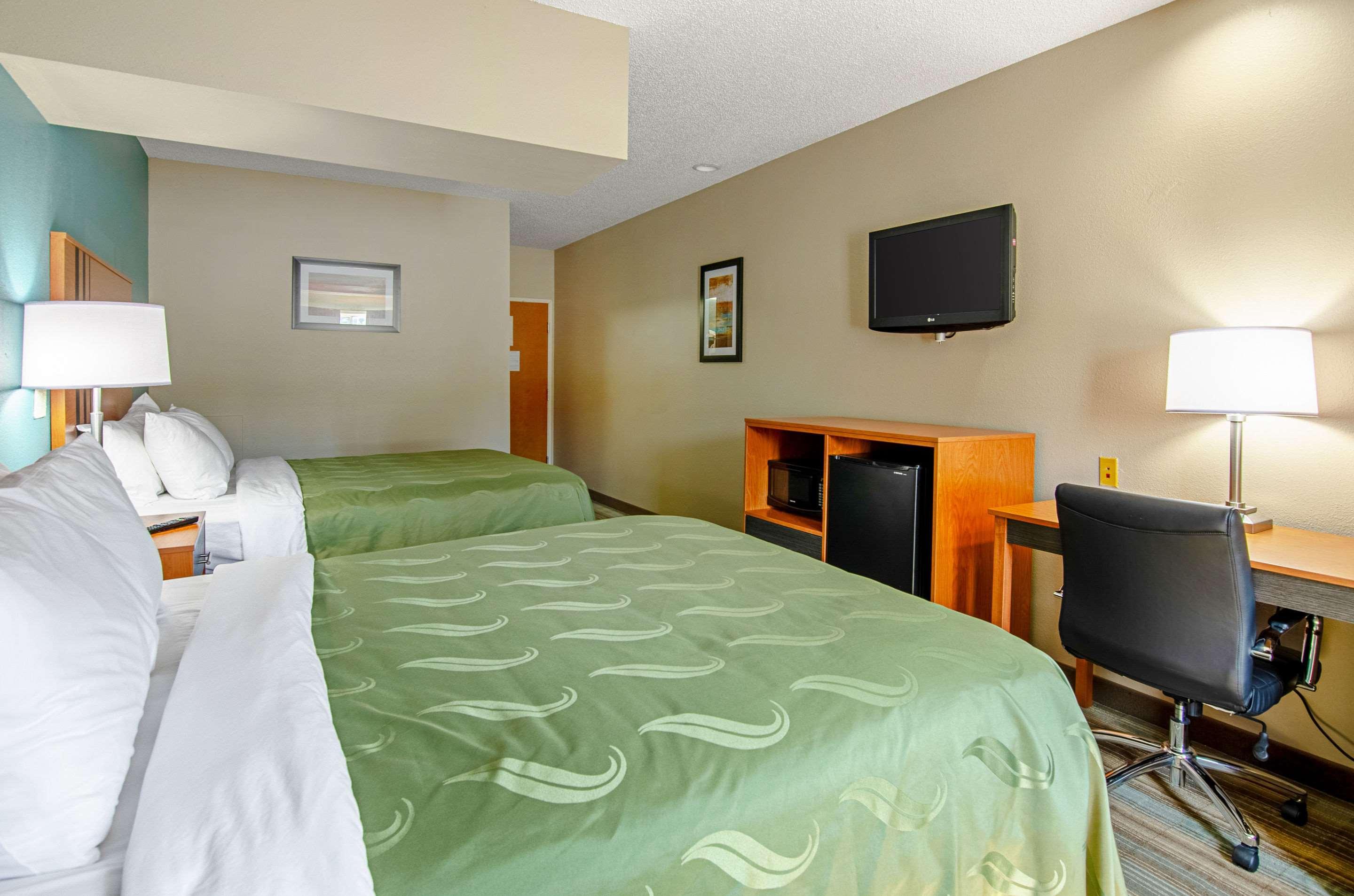 Quality Inn & Suites I-81 Exit 7 Bristol Kültér fotó