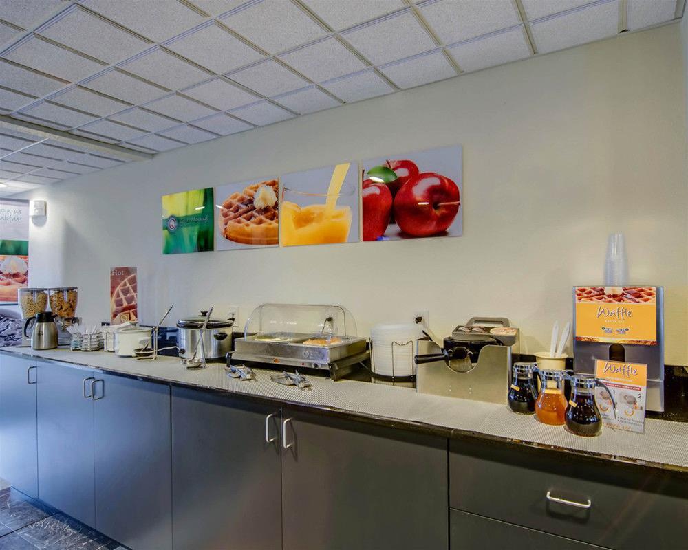 Quality Inn & Suites I-81 Exit 7 Bristol Kültér fotó