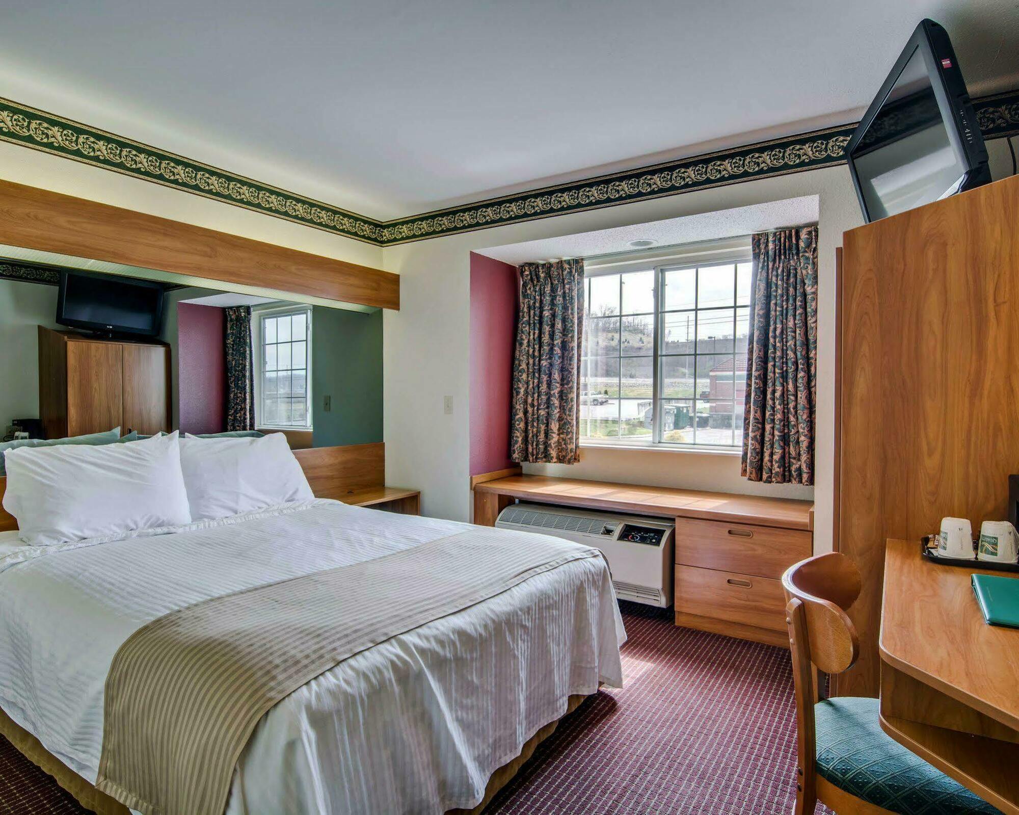 Quality Inn & Suites I-81 Exit 7 Bristol Kültér fotó